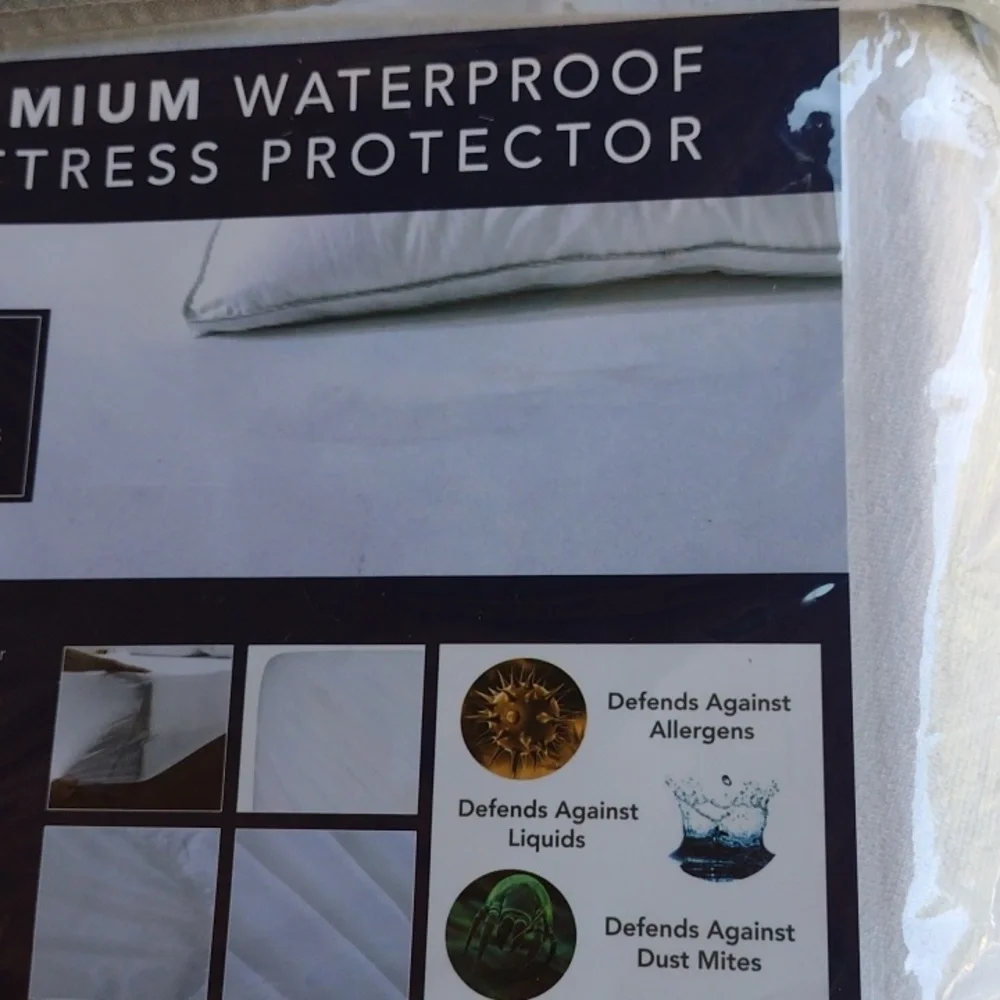 NWT PREMIUM WATERPROOF QUEEN SIZE MATTRESS PROTECTOR